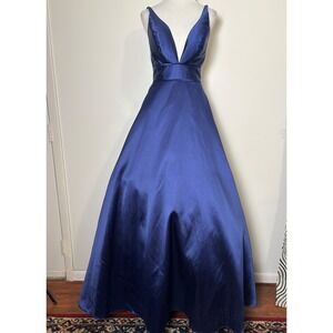 IEENA Mac Duggal Blue Satin Plunge Neck Ball Gown 4 Formal Princess Prom Dress
